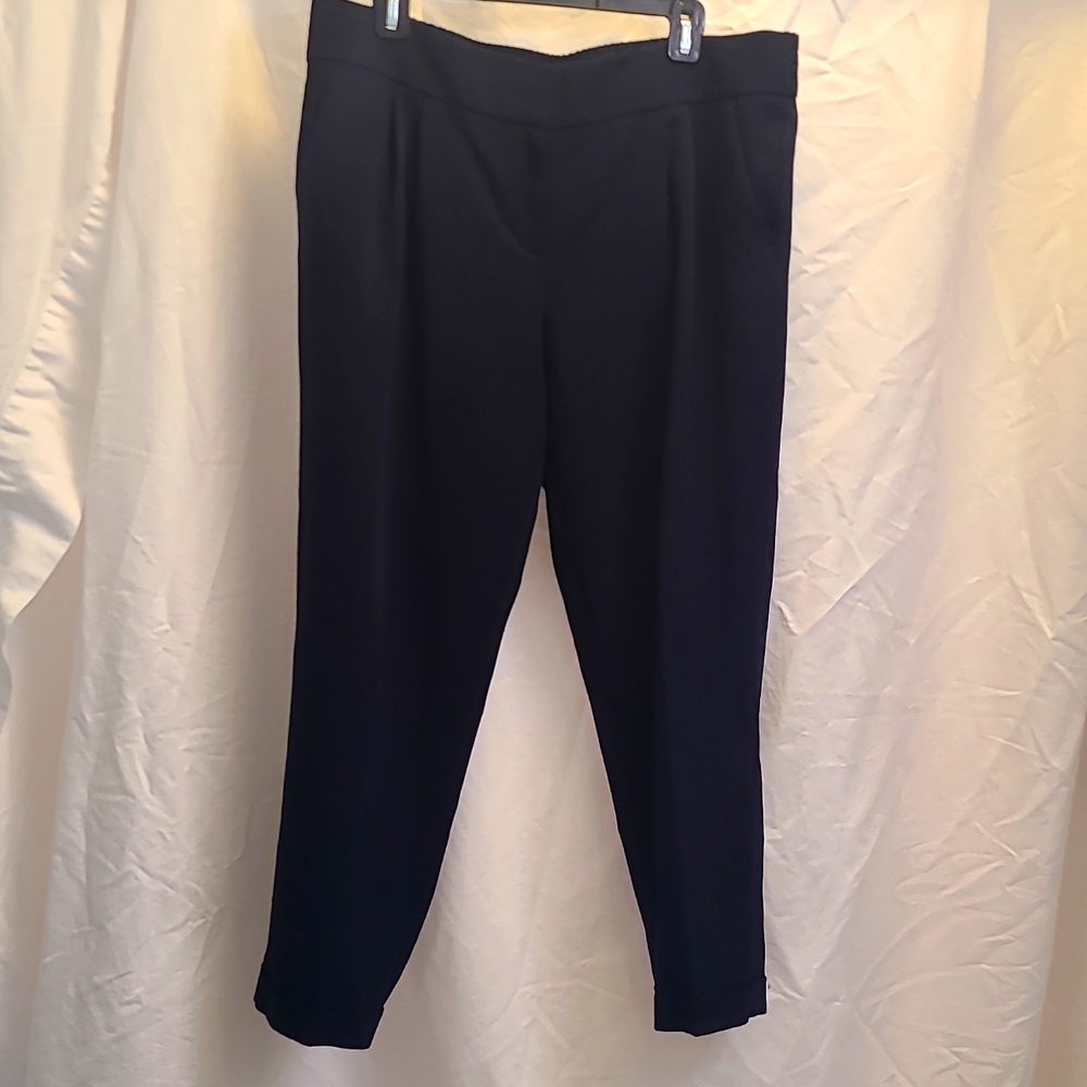 Ann Taylor Loft size 14 Marisa ankle pant. Dark Navy
